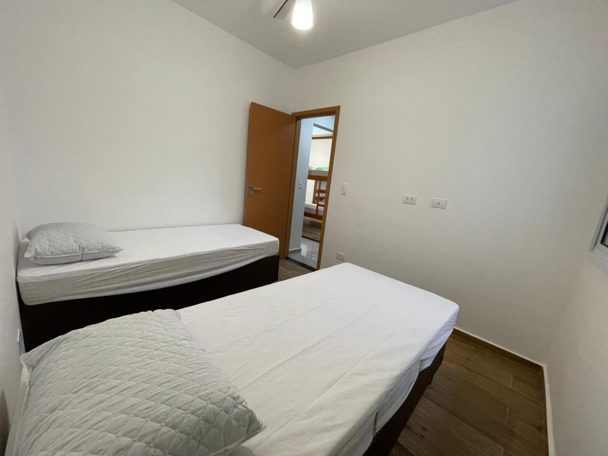 Апартаменты Apartamento Com Piscina No Centro Убатуба Экстерьер фото