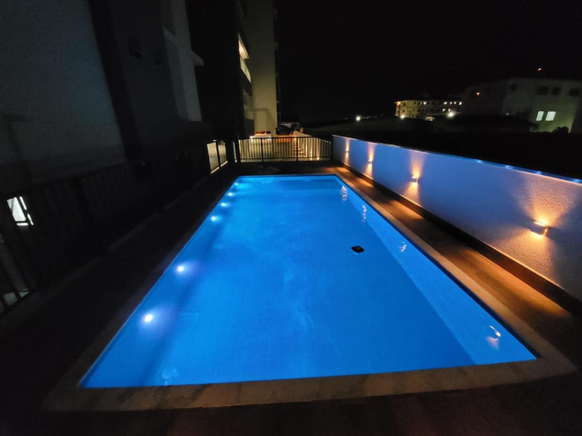 Апартаменты Apartamento Com Piscina No Centro Убатуба Экстерьер фото